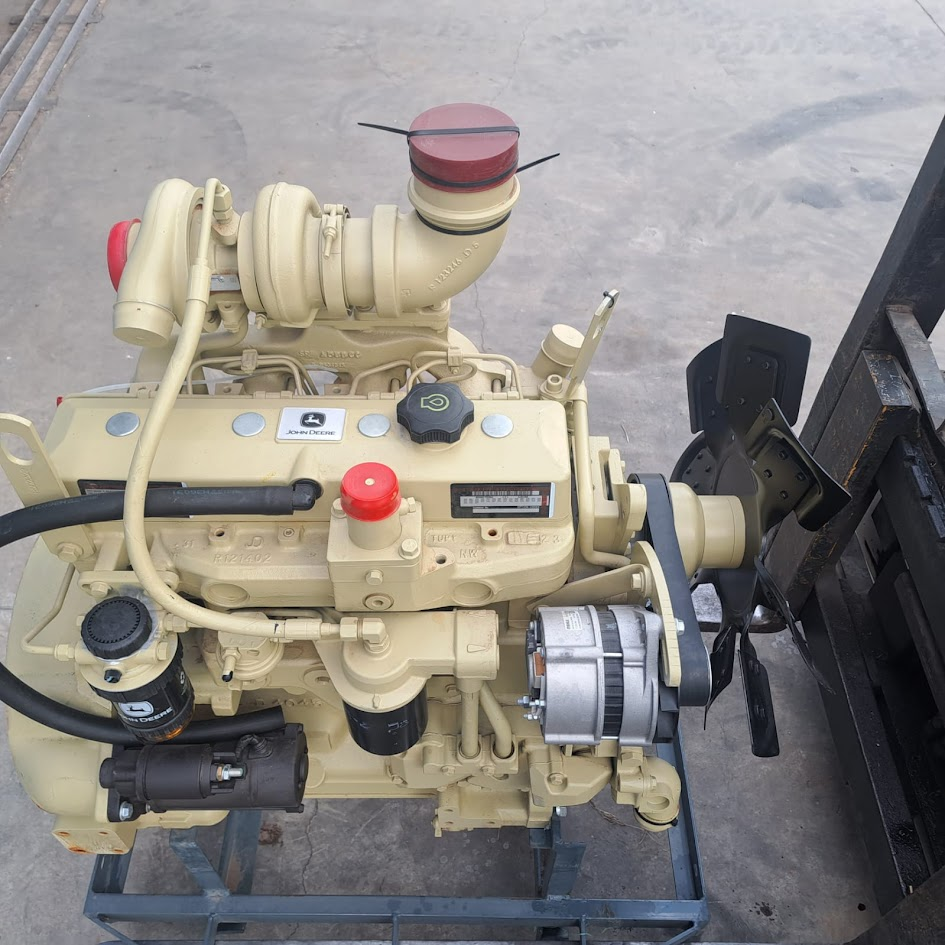 Motor en taller — Rectificaciones Orazi, Rosario